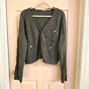 Grey the general good sweater